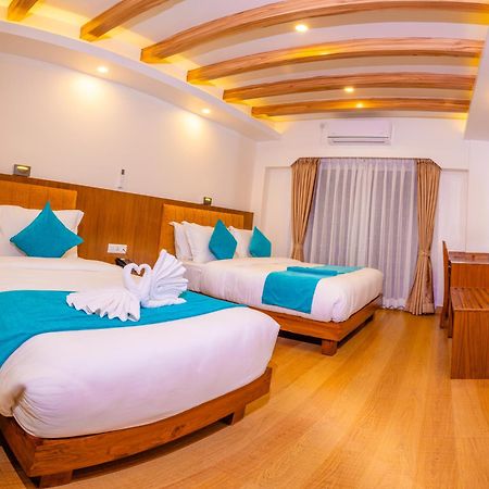 Pokhara Alpine And Springs Hotel Exterior foto