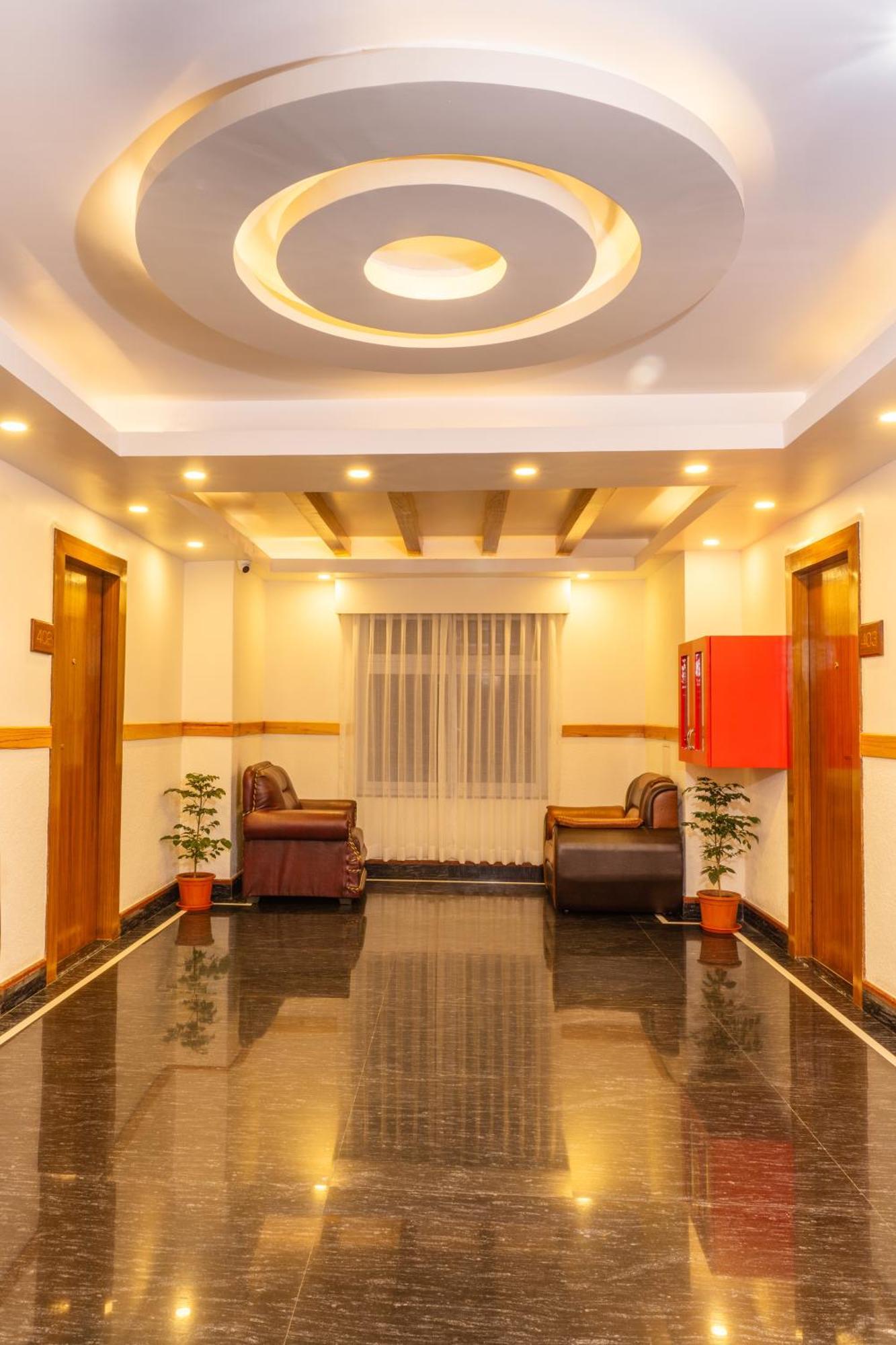 Pokhara Alpine And Springs Hotel Exterior foto